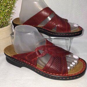 CLARKS OPEN TOED RED LEATHER SANDAL SIDE VELCRO BUCKLE WOMENS SIZE 9 EUC